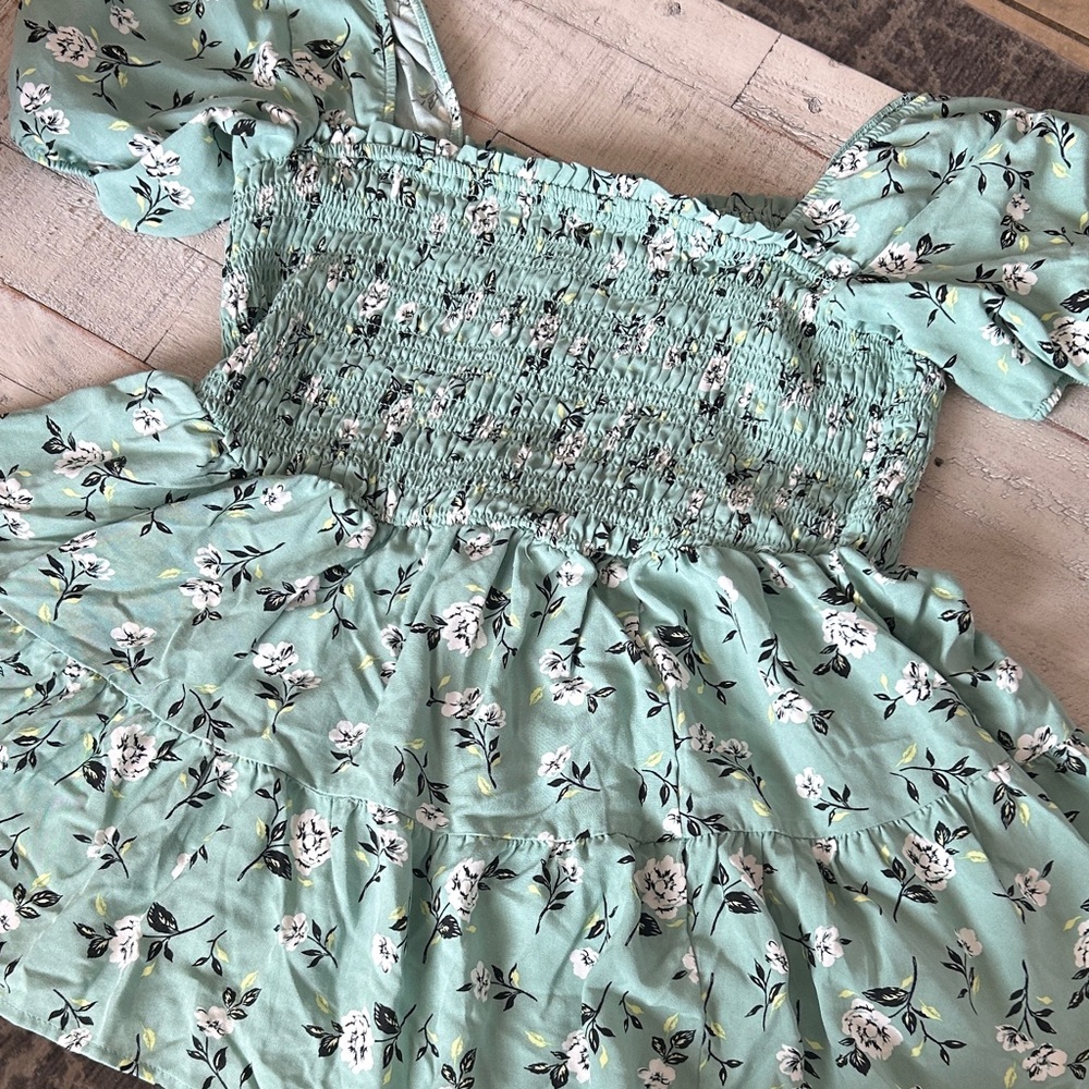 Torrid Mint Green Floral Blouse